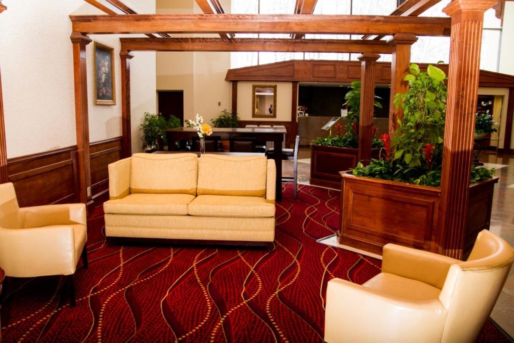 Red Lion Hotel Cromwell Esterno foto
