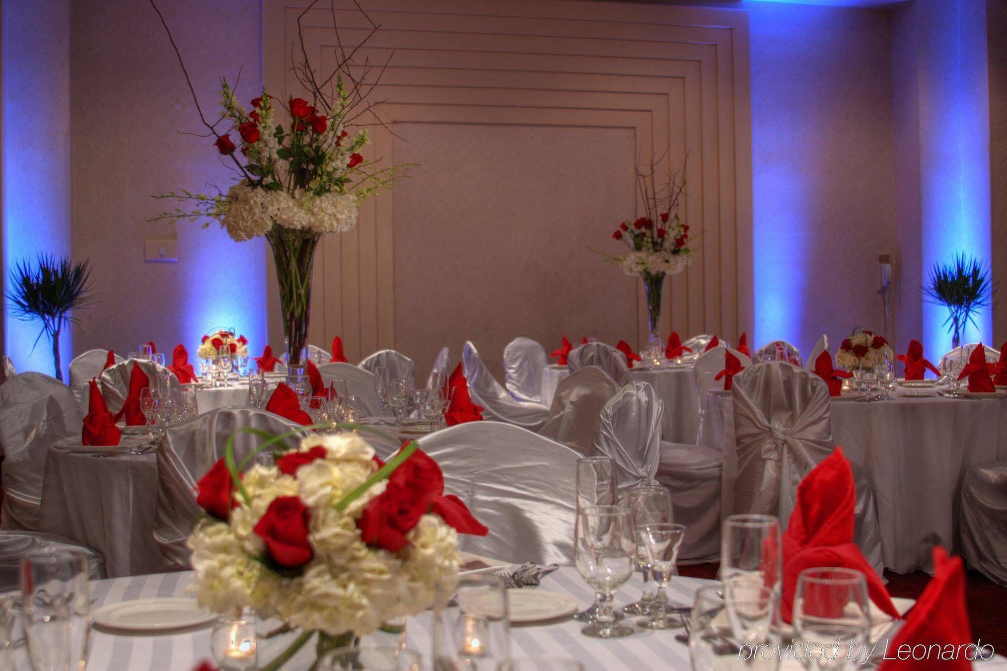 Red Lion Hotel Cromwell Ristorante foto