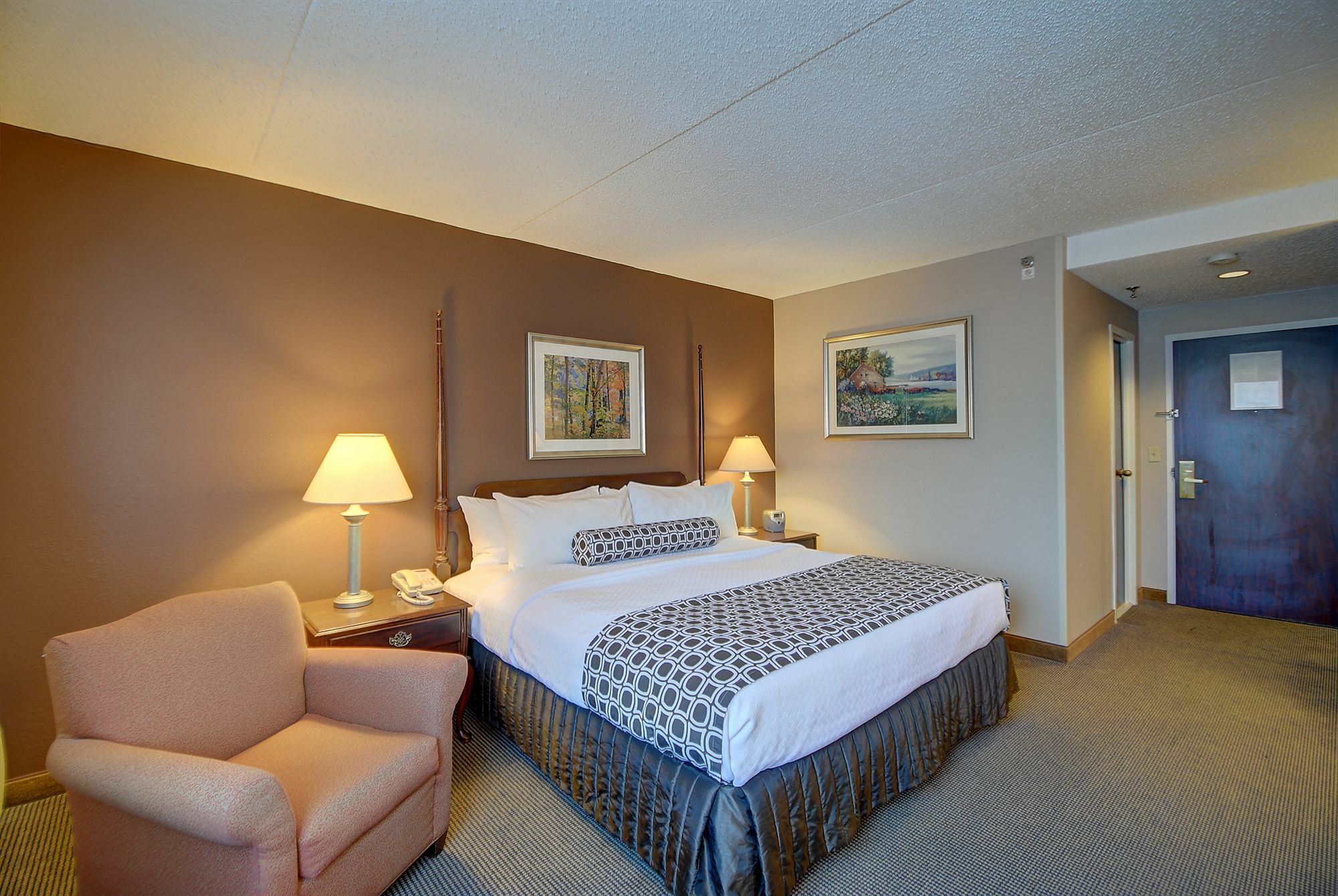 Red Lion Hotel Cromwell Esterno foto